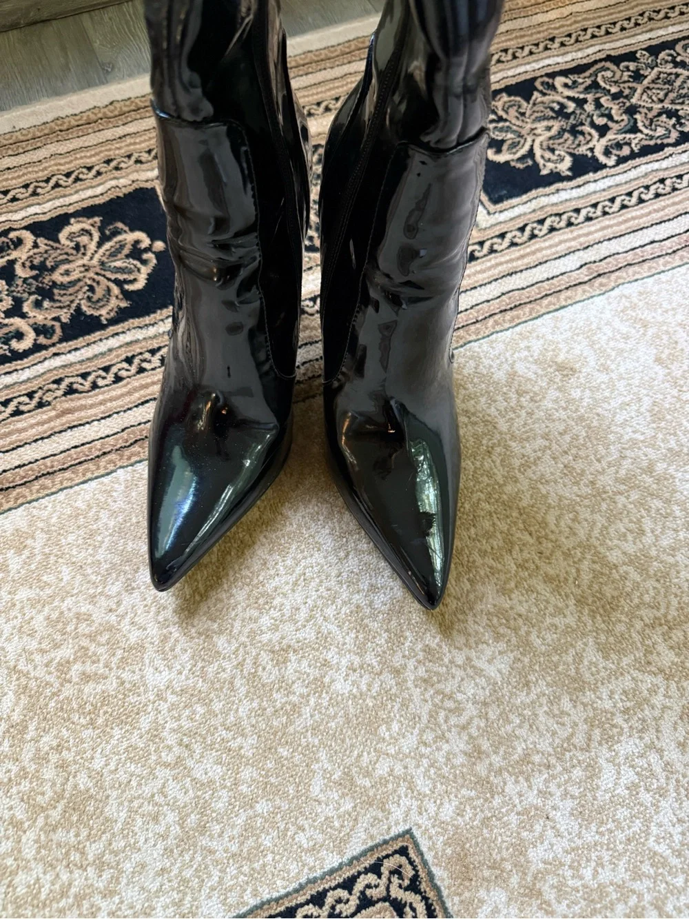 Black Patent Knee-High Pointed Toe Women's Boots